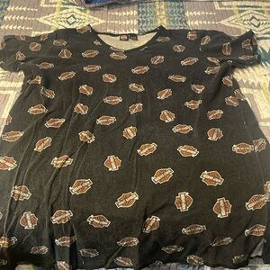 HD sleep shirt, excellent condition.